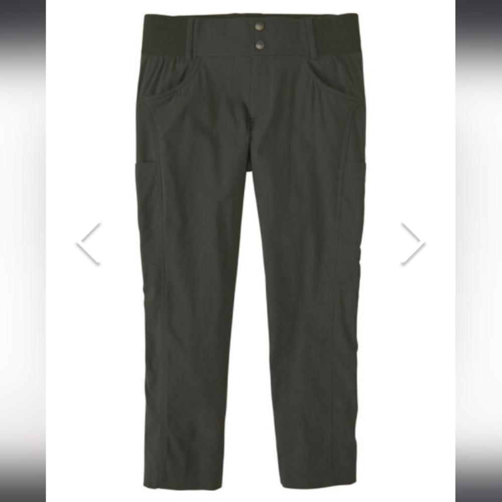 Title Nine Womens dark peat Green Active Cargo Capris, Clamber 2